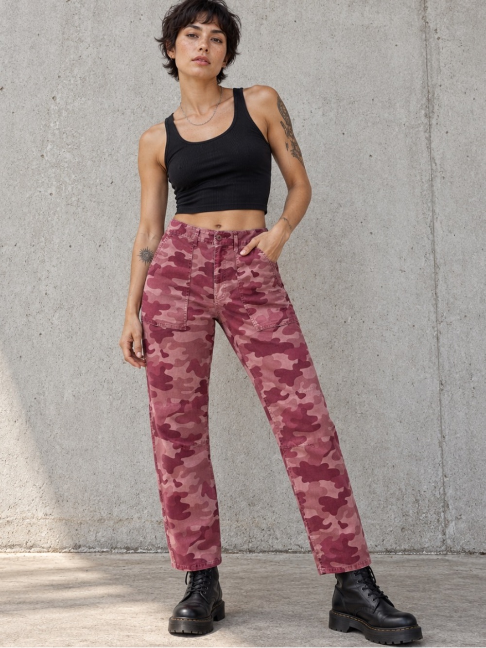 Sundance Ariel Camo Utility Pants Pink Burgundy Straight Leg Women’s Size 8